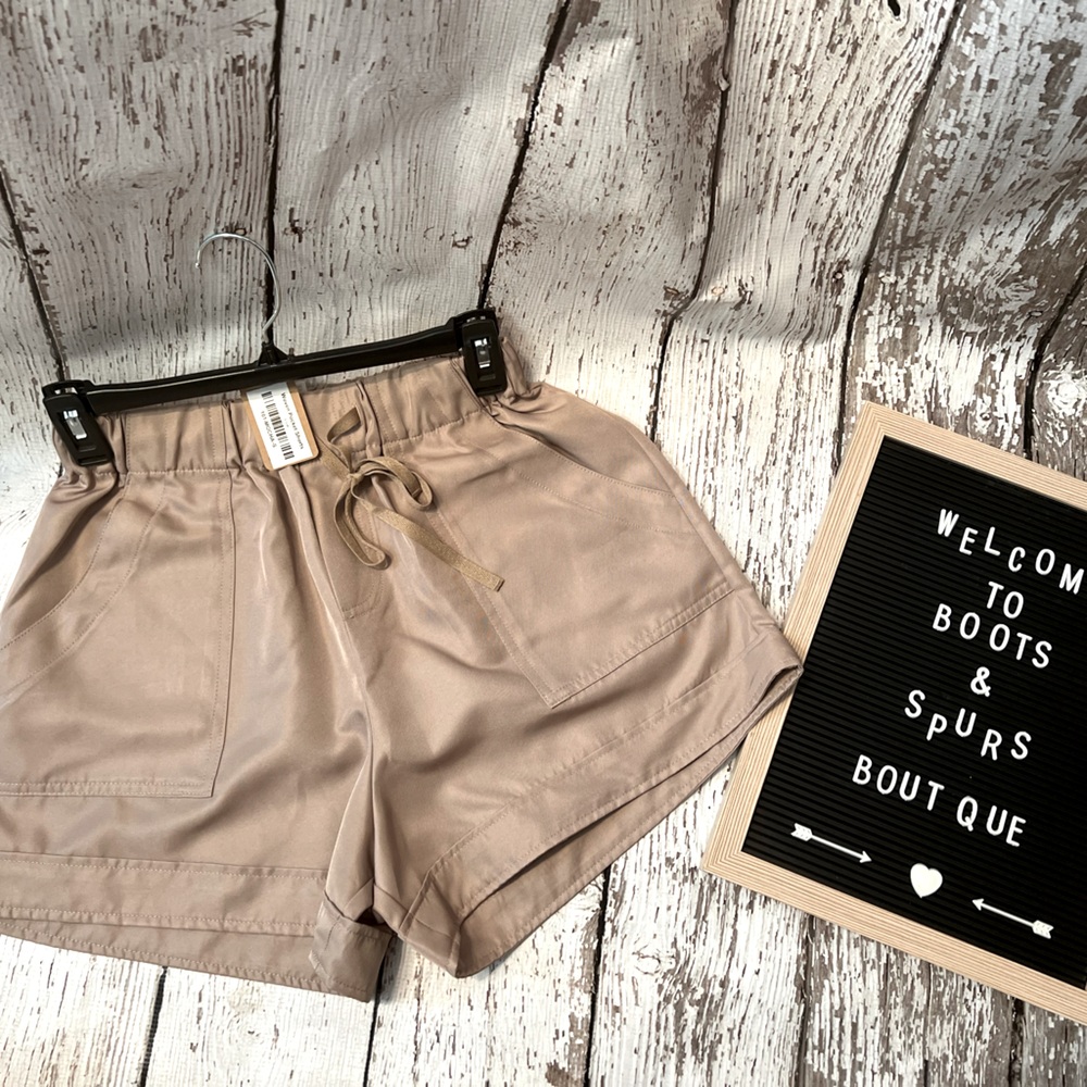 Stylish Tan Women's Shorts